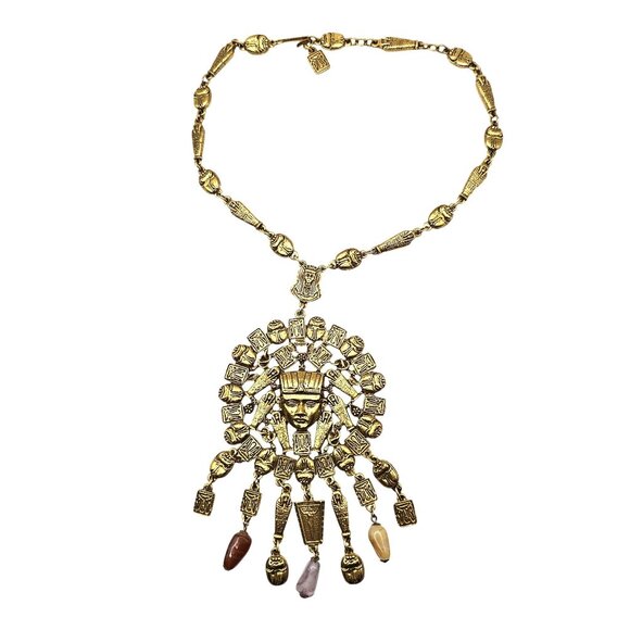 Goldette 1970s Egyptian Revival Gold Tone Necklace Cartouche & Scarab Motifs - Picture 6 of 16